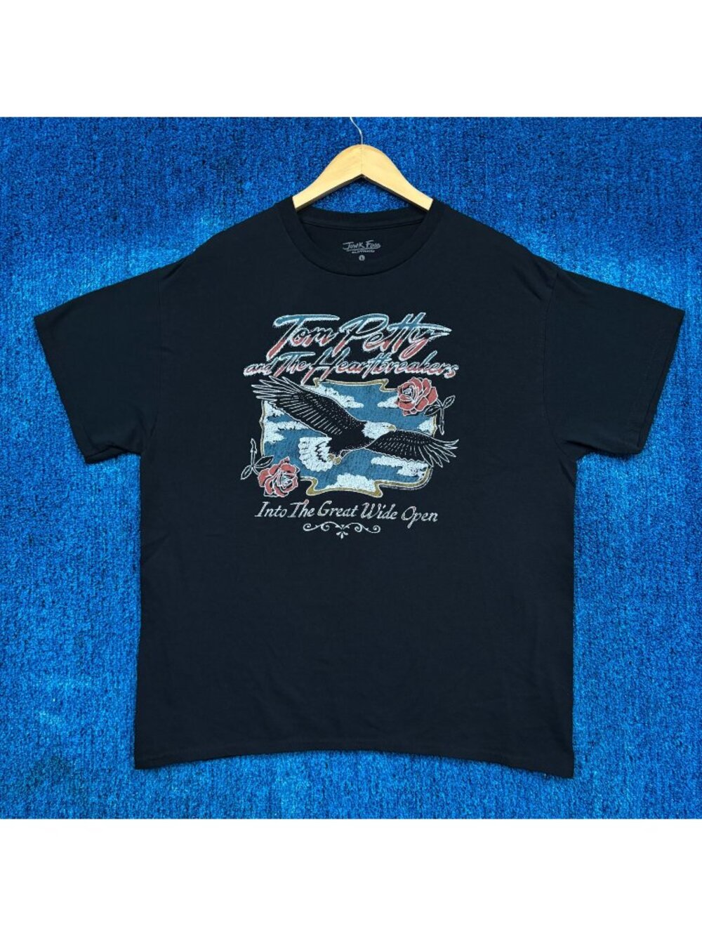 Tom Petty and The Heartbreakers Into Great Wide Open Tee L
